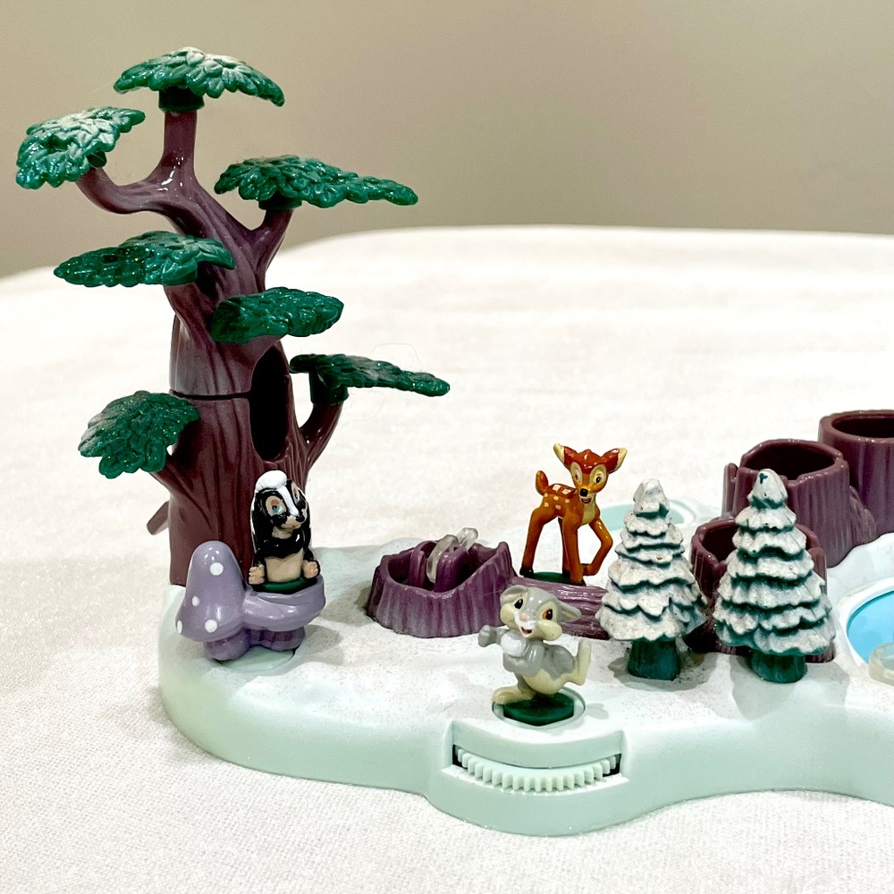 Vintage Polly Pocket 1998 Disney Bambi Play Set with ALL FIGURES Bluebird Toys